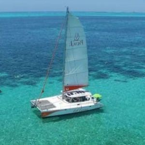 catamaran cruise in the lagoon